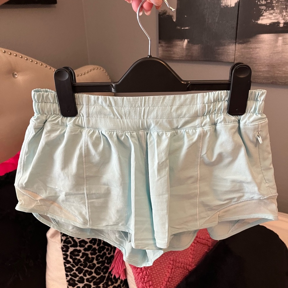 Lululemon Hotty Hot 2.5 inch